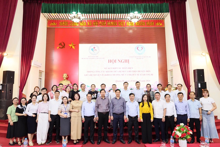 Hội nghị ký kết hợp tác toàn diện trong công tác khám chữa bệnh và hỗ trợ chuyên môn giữa Bệnh viện Đa khoa (BVĐK) Chương Mỹ và Trạm Y tế xã Quảng Bị- Ảnh 8.