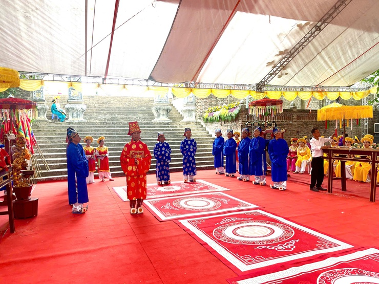 Lễ hội truyền thống Miếu Lũng Đông – nét đẹp văn hóa tâm linh của Nhân dân thôn Mạch Lũng- Ảnh 4.