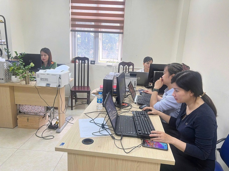 Thanh Oai tăng tốc chiến dịch 90 ngày rà soát, chuẩn hóa, làm sạch dữ liệu sức khỏe người dân- Ảnh 1.