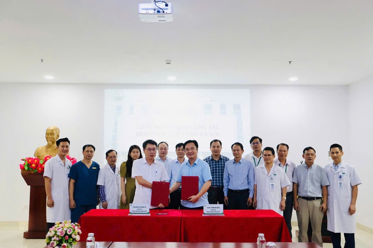 Bệnh viện Tâm thần Hà Nội ký kết hợp tác, hỗ trợ chuyên môn Bệnh viện đa khoa Ba Vì- Ảnh 1.