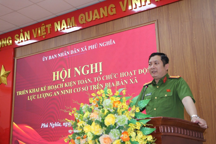 Phú Nghĩa: Tổ chức hội nghị triển khai kế hoạch kiện toàn lực lượng an ninh cơ sở- Ảnh 7.