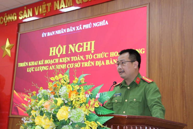Phú Nghĩa: Tổ chức hội nghị triển khai kế hoạch kiện toàn lực lượng an ninh cơ sở- Ảnh 8.