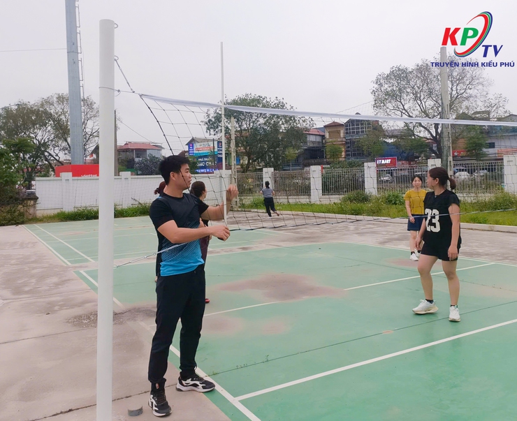 Trung tâm dịch vụ tổng hợp xã Kiều Phú tăng cường các hoạt động thể thao hướng về kỷ niệm 80 năm Ngày truyền thống Ngành Thể thao Việt Nam- Ảnh 1.