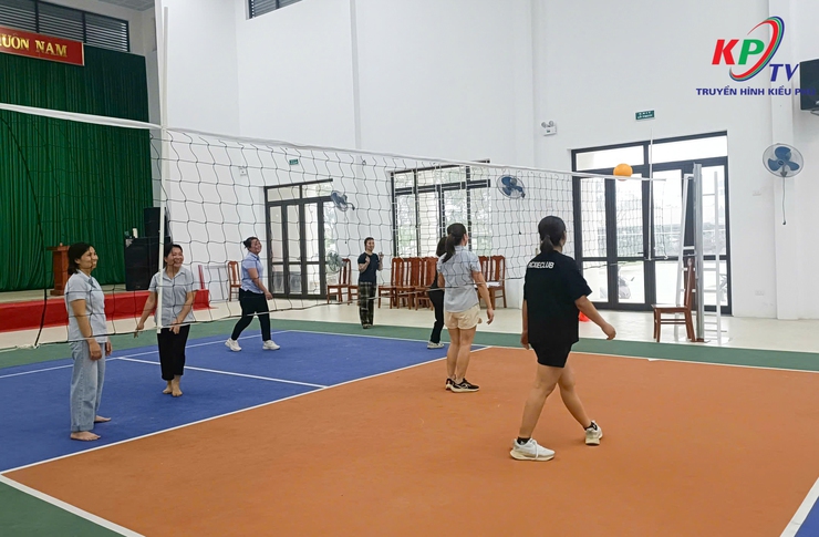 Trung tâm dịch vụ tổng hợp xã Kiều Phú tăng cường các hoạt động thể thao hướng về kỷ niệm 80 năm Ngày truyền thống Ngành Thể thao Việt Nam- Ảnh 2.