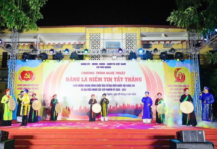 Phú Nghĩa: Đặc sắc chương trình nghệ thuật “Đảng là niềm tin tất thắng” chào mừng thành công cuộc bầu cử đại biểu Quốc hội khóa XVI và đại biểu HĐND các cấp nhiệm kỳ 2026-2031- Ảnh 16.