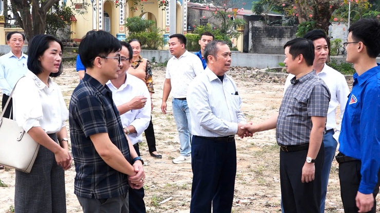  ĐOÀN THANH NIÊN XÃ DÂN HÒA KHÁNH THÀNH 2 CÔNG TRÌNH THANH NIÊN "SÂN TẬP THỂ THAO" – LAN TỎA TINH THẦN XUNG KÍCH, VÌ CỘNG ĐỒNG- Ảnh 3.