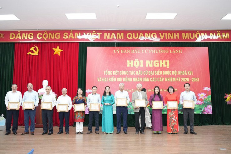 PHƯỜNG LÁNG: TỔNG KẾT CÔNG TÁC BẦU CỬ VÀ KỲ VỌNG VỀ MỘT ĐÔ THỊ VĂN MINH, HIỆN ĐẠI- Ảnh 3.