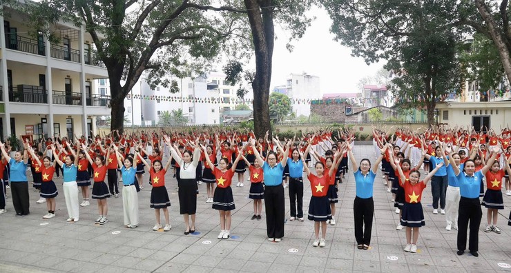 Hội LHPN phường Dương Nội tổ chức Ngày hội văn hoá - thể thao chào mừng thành công bầu cử- Ảnh 4.