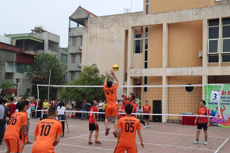 Sôi nổi Giải Bóng chuyền hơi nam, nữ xã Phú Xuyên năm 2026- Ảnh 9.