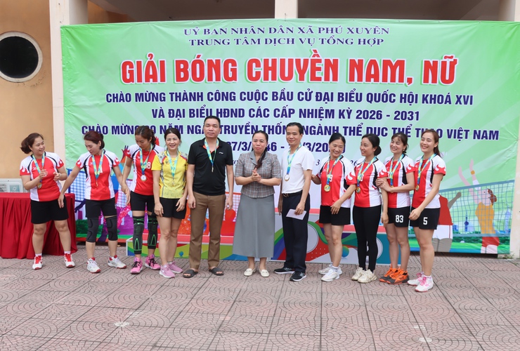 Sôi nổi Giải Bóng chuyền hơi nam, nữ xã Phú Xuyên năm 2026- Ảnh 14.