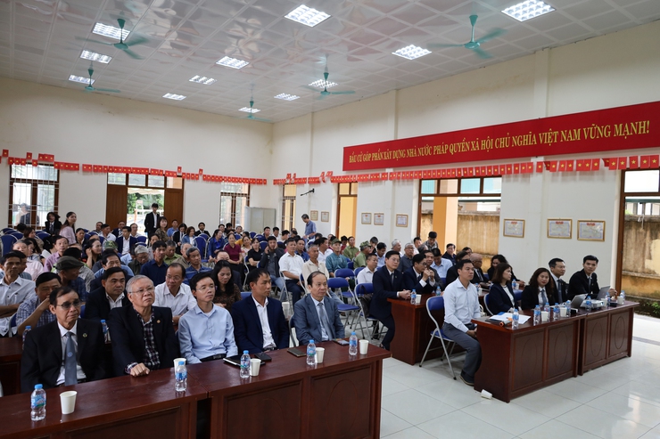   Xã Suối Hai: Hơn 200 người dân được tuyên truyền, tư vấn pháp luật miễn phí- Ảnh 3.