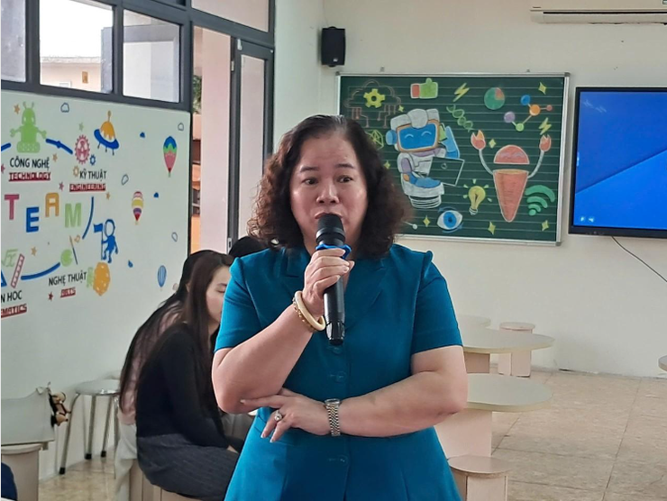 Phường Tây Hồ tập huấn giáo dục trí tuệ nhân tạo (AI): Trang bị “năng lực số” cho đội ngũ giáo viên Tiểu học.- Ảnh 3.