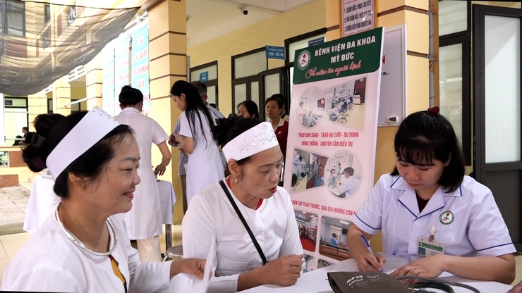 Bệnh viện Đa khoa Mỹ Đức ký kết với Trạm y tế xã nâng cao chất lượng chăm sóc sức khỏe nhân dân- Ảnh 4.