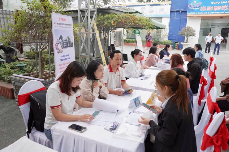 Hơn 500 cơ hội việc làm tại Ngày hội kết nối việc làm và tư vấn hướng nghiệp xã Thiên Lộc năm 2026.- Ảnh 7.
