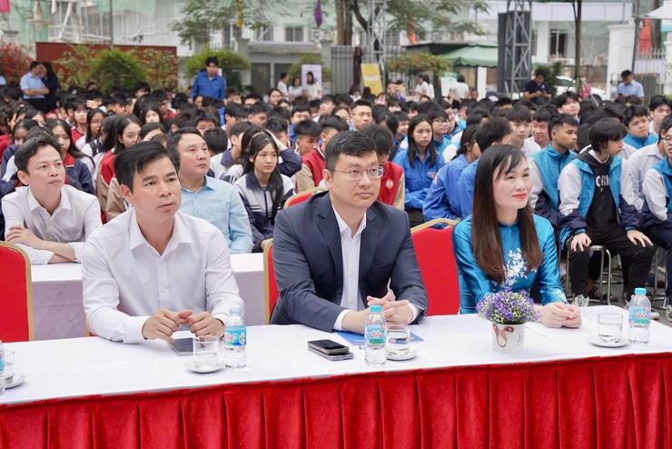 Hơn 500 cơ hội việc làm tại Ngày hội kết nối việc làm và tư vấn hướng nghiệp xã Thiên Lộc năm 2026.- Ảnh 2.