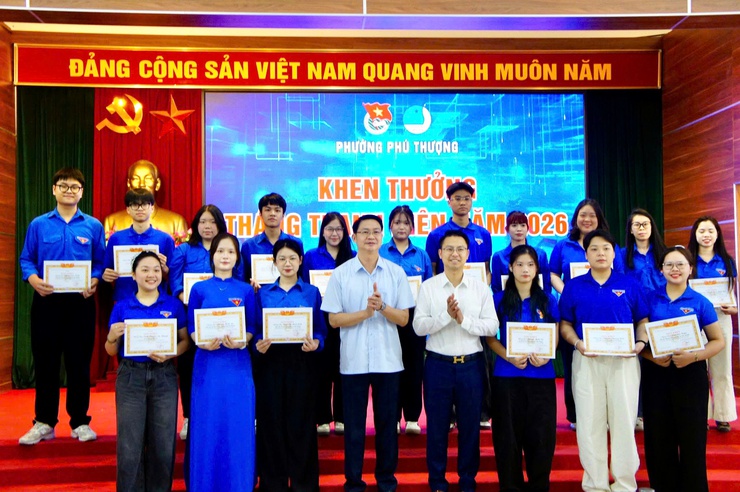 Phường Phú Thượng tổ chức lễ kỷ niệm 95 năm ngày thành lập Đoàn TNCS Hồ Chí Minh (26/3/1931 – 26/3/2026)- Ảnh 8.