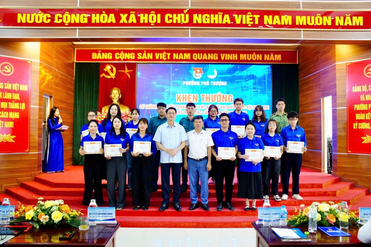 Phường Phú Thượng tổ chức lễ kỷ niệm 95 năm ngày thành lập Đoàn TNCS Hồ Chí Minh (26/3/1931 – 26/3/2026)- Ảnh 12.