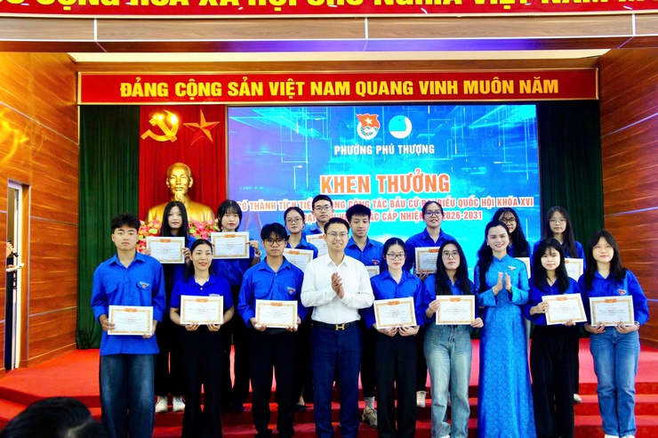 Phường Phú Thượng tổ chức lễ kỷ niệm 95 năm ngày thành lập Đoàn TNCS Hồ Chí Minh (26/3/1931 – 26/3/2026)- Ảnh 11.