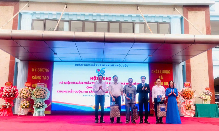 Xã Phúc Lộc tổ chức Hội nghị kỷ niệm 95 năm Ngày thành lập Đoàn TNCS Hồ Chí Minh và Chung kết Cuộc thi "Tài năng Anh ngữ" năm 2026- Ảnh 7.