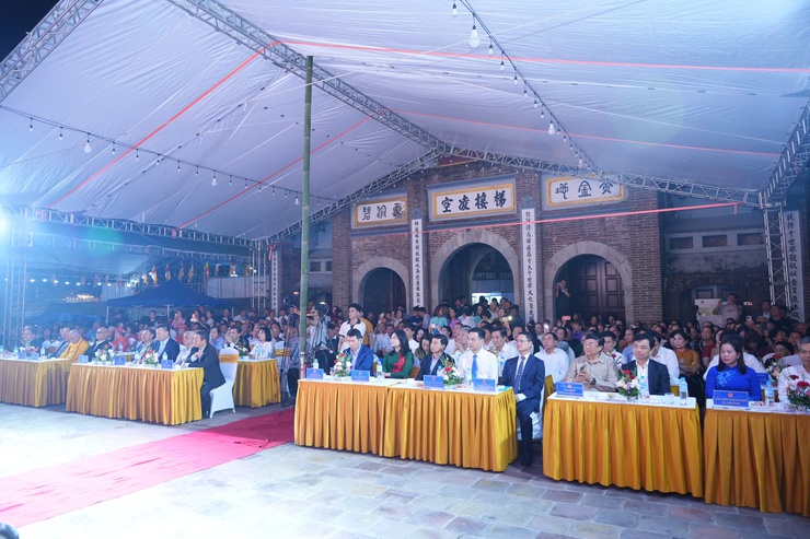 Xã Phù Đổng tổ chức Lễ công bố Lễ hội Chùa Nành - Di sản văn hóa phi vật thể quốc gia và khai mạc Lễ hội truyền thống Chùa Nành năm 2026. - Ảnh 1.