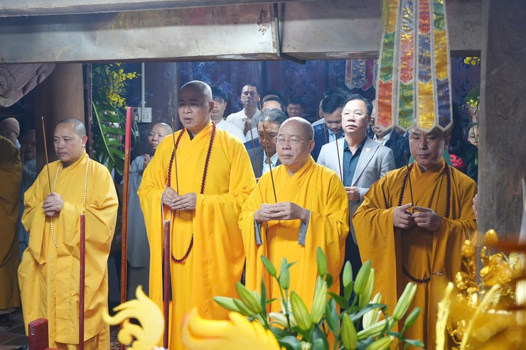 Xã Phù Đổng tổ chức Lễ công bố Lễ hội Chùa Nành - Di sản văn hóa phi vật thể quốc gia và khai mạc Lễ hội truyền thống Chùa Nành năm 2026. - Ảnh 3.