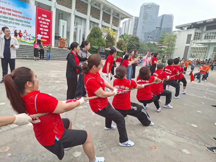 Phường Thanh Xuân sôi nổi Ngày chạy Olympic và phát động phong trào thể thao cộng đồng- Ảnh 6.