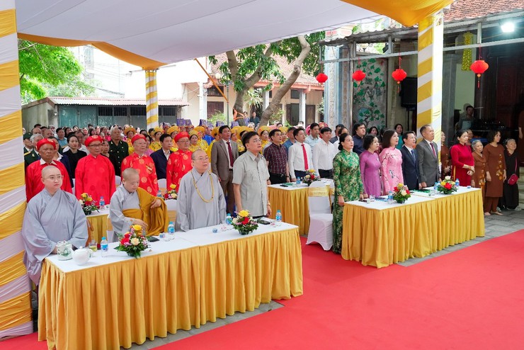 Lễ đón nhận Bằng xếp hạng di tích lịch sử - văn hóa cấp Thành phố chùa Tựu Liệt, phường Hoàng Liệt, thành phố Hà Nội- Ảnh 1.