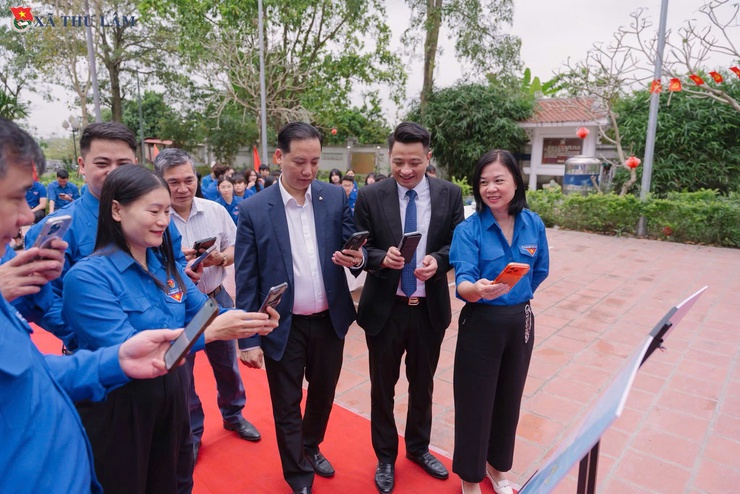 TUỔI TRẺ THƯ LÂM TỔ CHỨC LỄ KẾT NẠP ĐOÀN VIÊN MỚI CHÀO MỪNG 95 NĂM NGÀY THÀNH LẬP ĐOÀN TNCS HỒ CHÍ MINH- Ảnh 15.