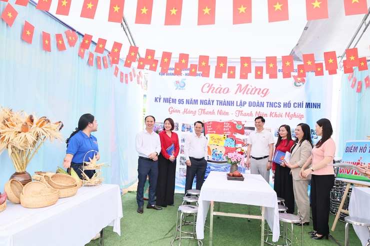 Đoàn xã Quảng Bị tổ chức Giải thể thao và gian hàng thanh niên năm 2026- Ảnh 7.