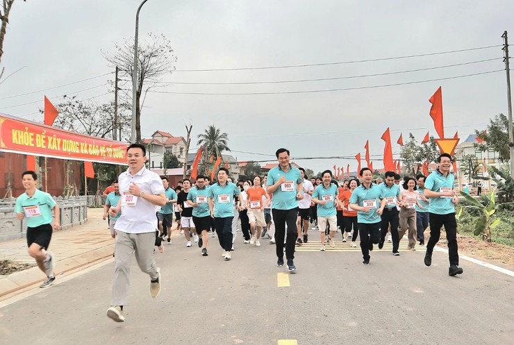 Xã Hát Môn hưởng ứng Ngày chạy Olympic vì sức khỏe toàn dân năm 2026- Ảnh 3.