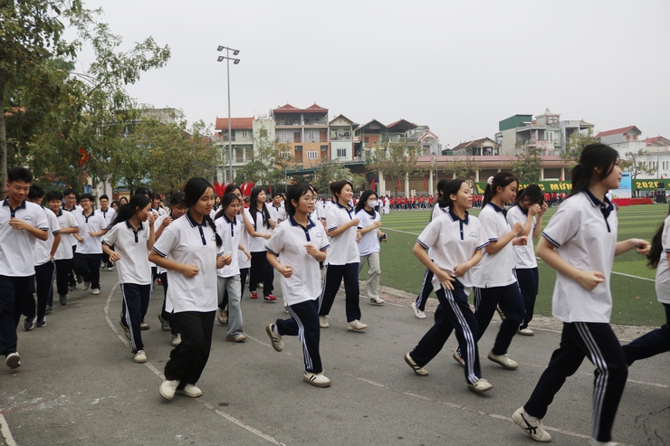 Quốc Oai sôi nổi Ngày chạy Olympic, phát động Giải chạy Hànộimới lần thứ 51- Ảnh 14.