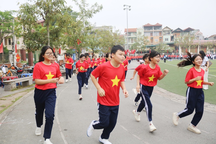 Quốc Oai sôi nổi Ngày chạy Olympic, phát động Giải chạy Hànộimới lần thứ 51- Ảnh 15.