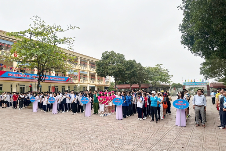 Phường Yên Nghĩa sôi nổi Ngày chạy Olympic vì sức khỏe toàn dân năm 2026- Ảnh 2.