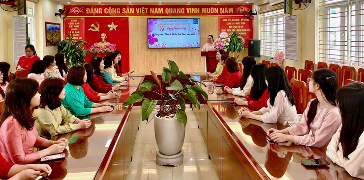 Sôi nổi các hoạt động của Công đoàn Trường Tiểu học Hoàng Liệt chào mừng Ngày Quốc tế Phụ nữ 8/3, quan tâm, chăm lo đời sống tinh thần cho công đoàn viên- Ảnh 2.