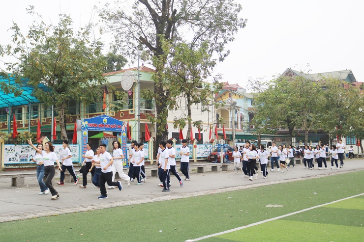 Quốc Oai sôi nổi Ngày chạy Olympic, phát động Giải chạy Hànộimới lần thứ 51- Ảnh 20.