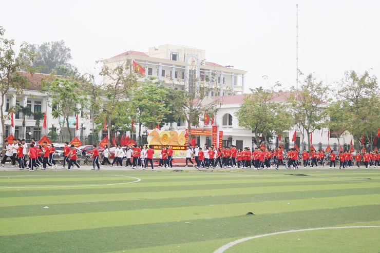 Quốc Oai sôi nổi Ngày chạy Olympic, phát động Giải chạy Hànộimới lần thứ 51- Ảnh 23.