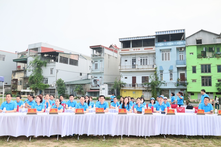 Sôi nổi Ngày chạy Olympic vì sức khỏe toàn dân năm 2026 tại xã Quảng Bị- Ảnh 1.