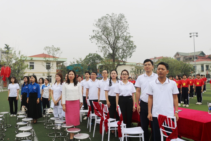 Quốc Oai sôi nổi Ngày chạy Olympic, phát động Giải chạy Hànộimới lần thứ 51- Ảnh 2.