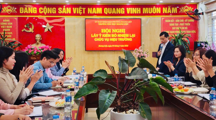Trường Tiểu học Hoàng Liệt tổ chức Hội nghị lấy ý kiến bổ nhiệm lại chức danh hiệu trưởng 
- Ảnh 4.