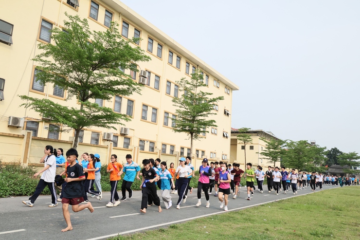 Sôi nổi Ngày chạy Olympic vì sức khỏe toàn dân năm 2026 tại xã Quảng Bị- Ảnh 12.