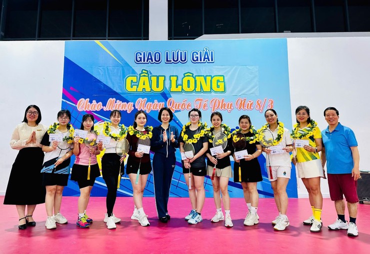 Sôi nổi các hoạt động thể thao và chuyến ngoại chào mừng Ngày Quốc tế Phụ nữ 08/3 của Trường Tiểu học Bùi Quốc Khái - Ảnh 5.