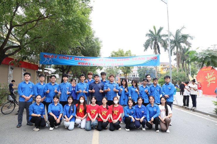 Kiến Hưng sôi động Ngày chạy Olympic vì sức khỏe toàn dân 2026- Ảnh 11.