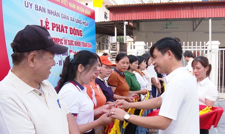 ỨNG HÒA: GẦN 1.400 NGƯỜI THAM GIA LỄ PHÁT ĐỘNG NGÀY CHẠY OLYMPIC VÌ SỨC KHỎE TOÀN DÂN VÀ GIẢI CHẠY BÁO HÀ NỘI MỚI LẦN THỨ 51 – VÌ HÒA BÌNH NĂM 2026- Ảnh 3.