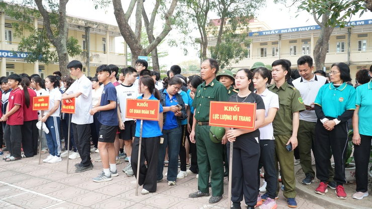 Xã Phượng Dực sôi động Ngày chạy Olympic vì sức khỏe toàn dân 2026 - Ảnh 1.