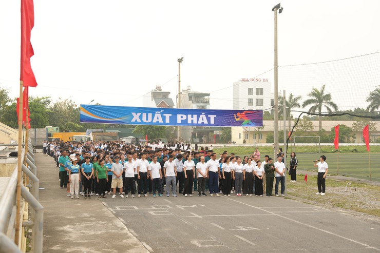Xã Thanh Oai: Hơn 1.000 người hưởng ứng Ngày chạy Olympic vì sức khoẻ toàn dân- Ảnh 8.