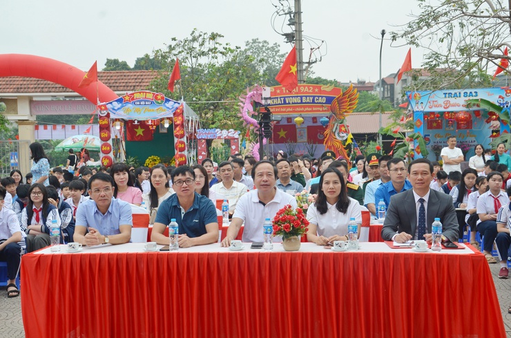 Sôi nổi hội trại 26/3 với chủ đề “Tuổi trẻ Trường THCS Sơn Lộc tự hào truyền thống – vững bước tương lai”- Ảnh 1.