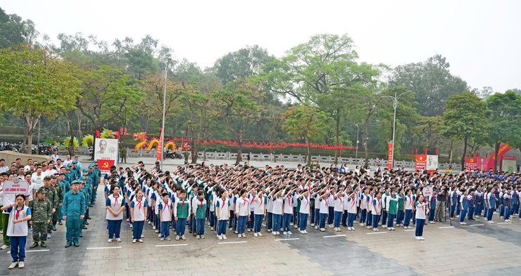 SƠN TÂY: HƠN 1.000 VẬN ĐỘNG VIÊN THAM GIA NGÀY CHẠY OLYMPIC VÌ SỨC KHỎE TOÀN DÂN- VÌ AN NINH TỔ QUỐC NĂM 2026- Ảnh 2.