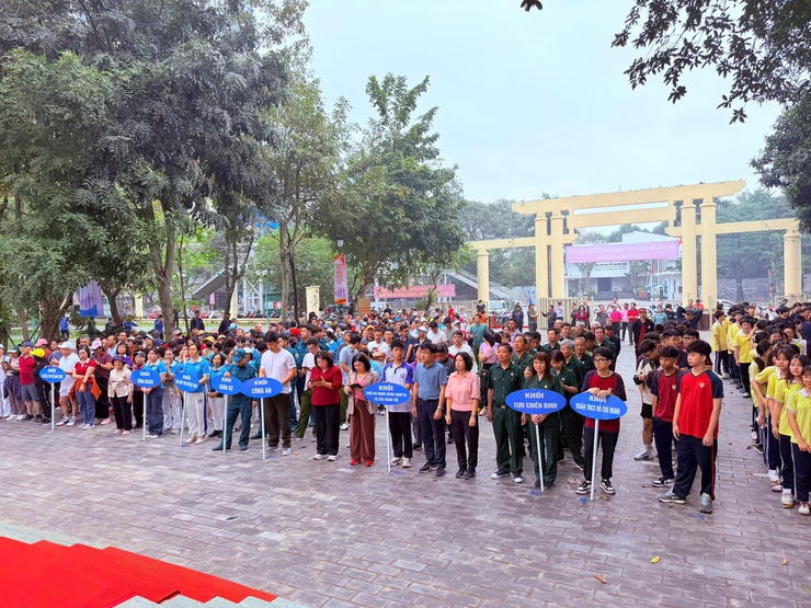 Phường Nghĩa Đô phát động Ngày chạy Olympic vì sức khỏe toàn dân năm 2026- Ảnh 2.