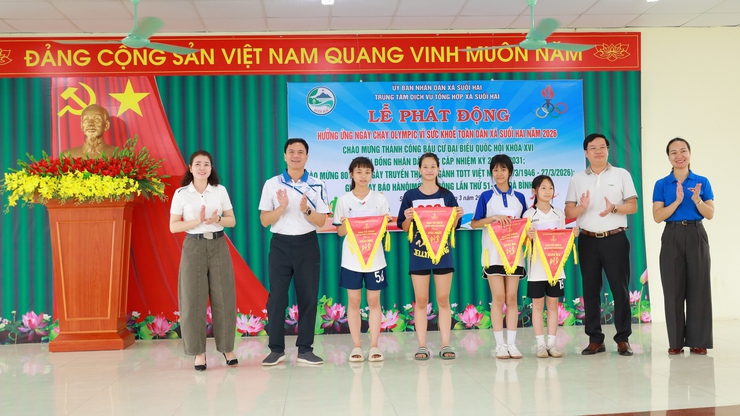 Xã Suối Hai sôi nổi tổ chức Ngày chạy Olympic vì sức khỏe toàn dân năm 2026- Ảnh 6.