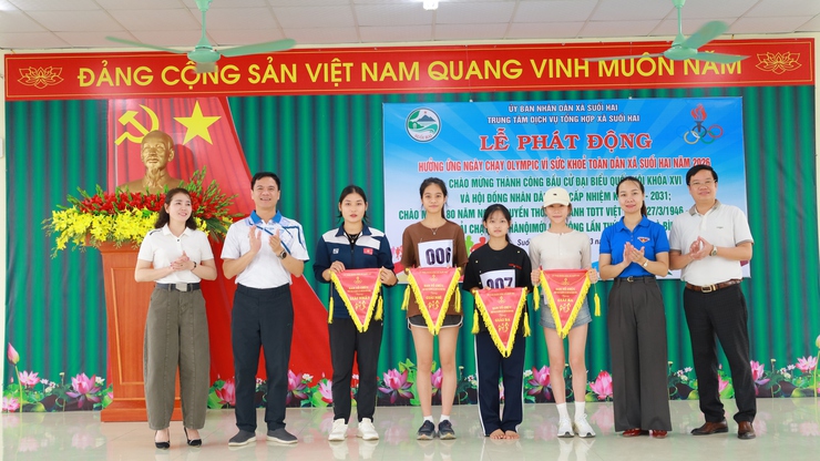 Xã Suối Hai sôi nổi tổ chức Ngày chạy Olympic vì sức khỏe toàn dân năm 2026- Ảnh 9.